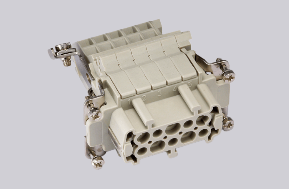 HE-010-F.AV.L | High-Quality Rectangular Connectors-RedTech360